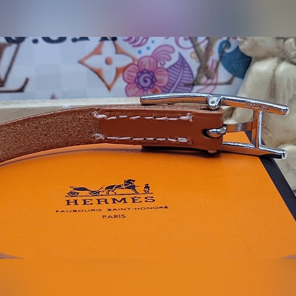 HERMÉS Leather Bracelet in Excellent Condition! - Picture 5 of 7